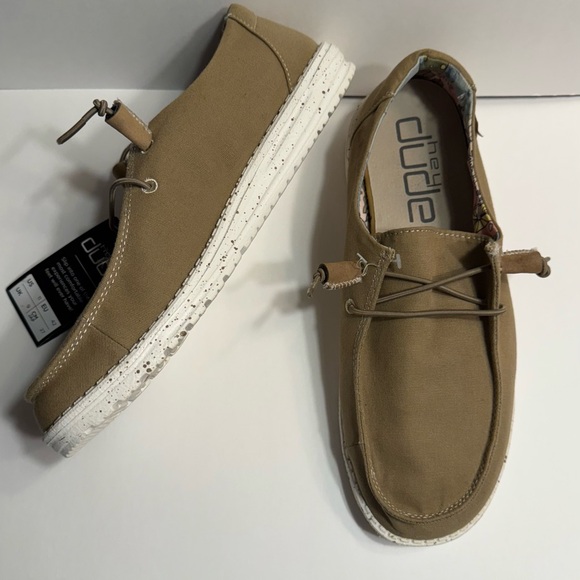 NWT Women’s Hey Dude Wendy Cordwood Loafers Size 11 Mushroom/Floral Inside - Picture 2 of 8